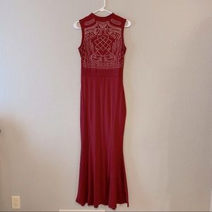 Long stretchy maroon dress